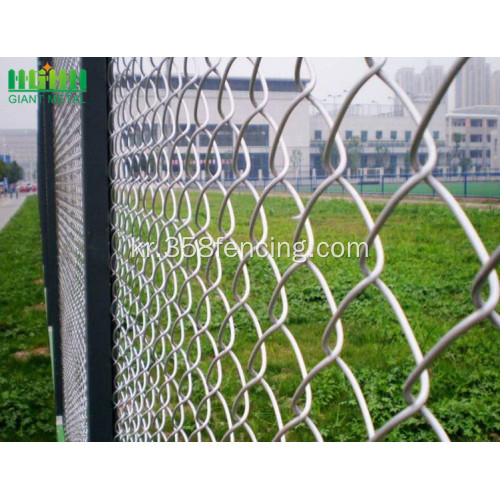 저렴 한 아연 도금 강철 정원 PVC 체인 링크 울타리
